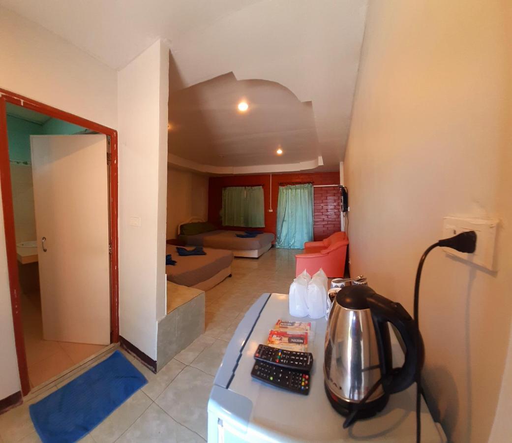 คิวทอง บังกะโล Koh Larn Exterior foto